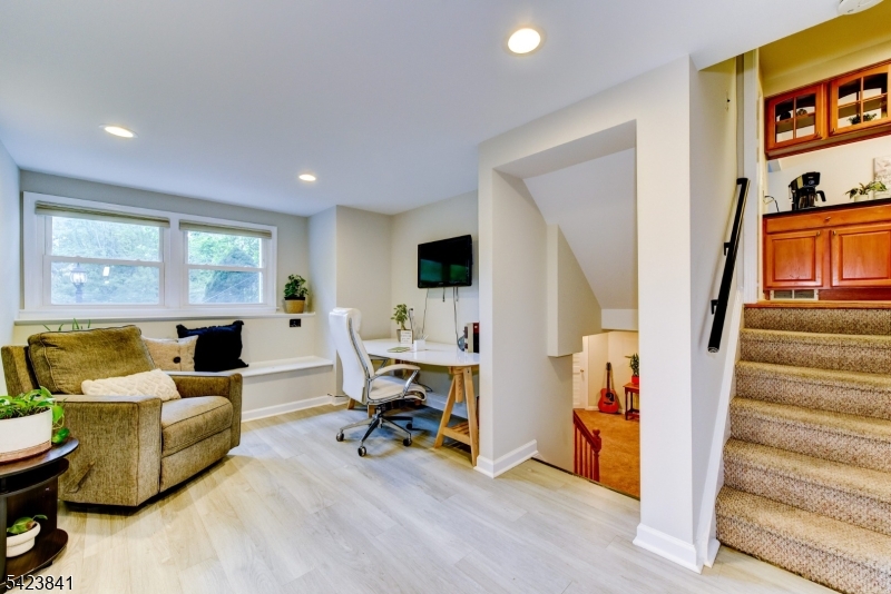Murray Hill - Residential