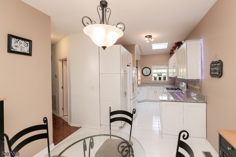 WHIPPANY - Residential