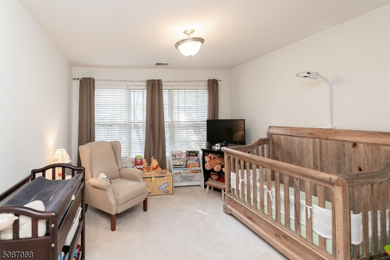 WHIPPANY - Residential