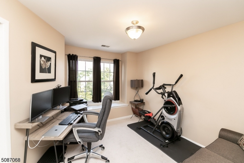 WHIPPANY - Residential