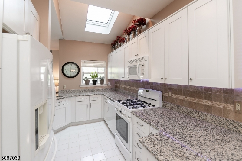 WHIPPANY - Residential