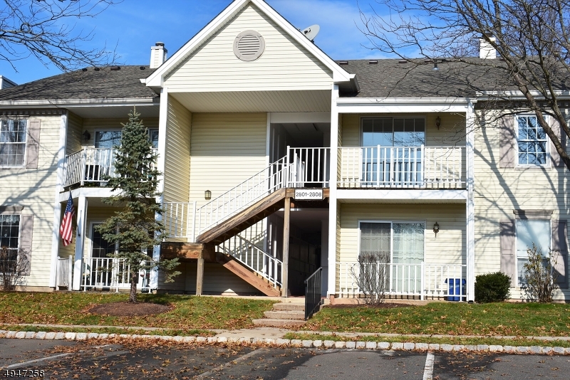 Updated unit located in Vanderhaven Farms in highly desirable Bridgewater-Raritan School District. EIK features updated cabinets, stainless steel appliances, and pantry.  Living room with sliding doors leading to deck. Bright and neutrally decorated bedrooms with ample closets.  Community amenities within close proximity include Clubhouse, outdoor pool, playground and tennis courts. Minutes to Routes 22, 287, 78, 202, 206 and train/bus service to NYC. Bridgewater Commons Mall and downtown Somerville offer shopping, fine/casual dining and entertainment.