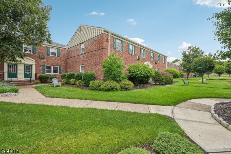 Parkside Gardens - Residential