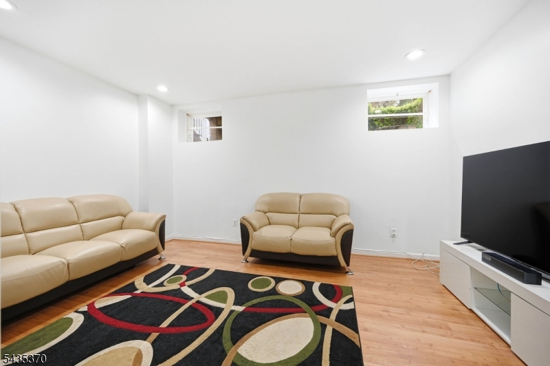 Cambridge Heights - Residential Lease