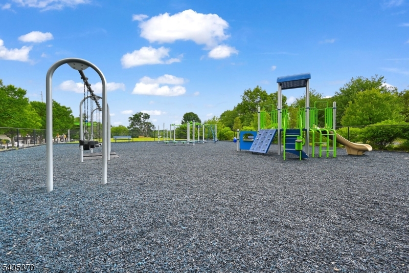 Cambridge Heights - Residential Lease