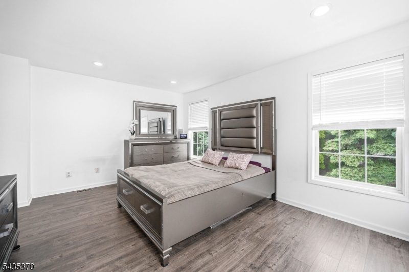 Cambridge Heights - Residential Lease