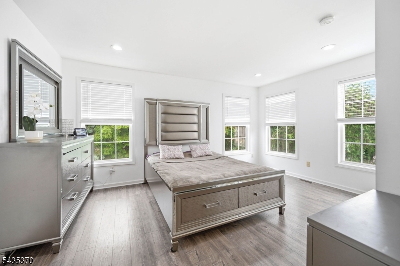Cambridge Heights - Residential Lease