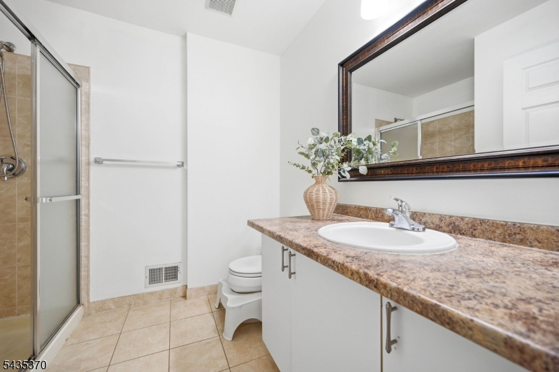 Cambridge Heights - Residential Lease