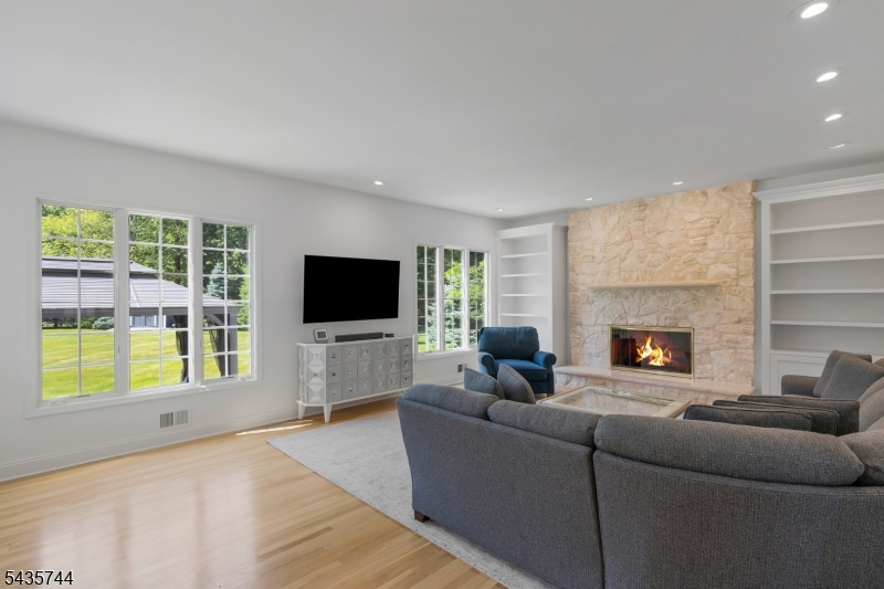 Stoney Hill - Residential