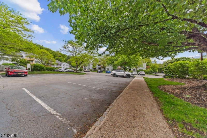 Pinebrook Village Community - Residential