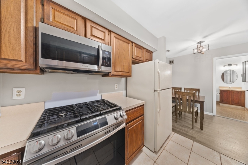 Pinebrook Village Community - Residential