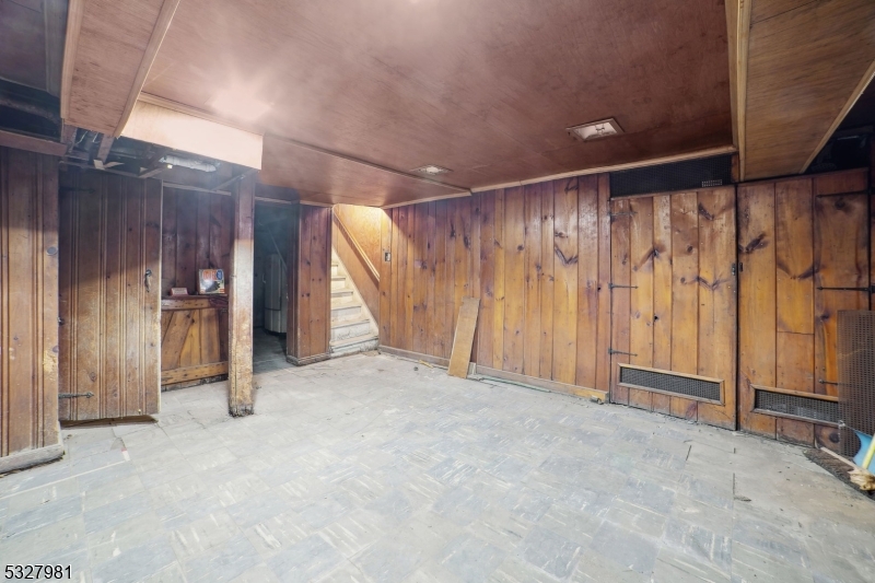 Weequahic - Residential