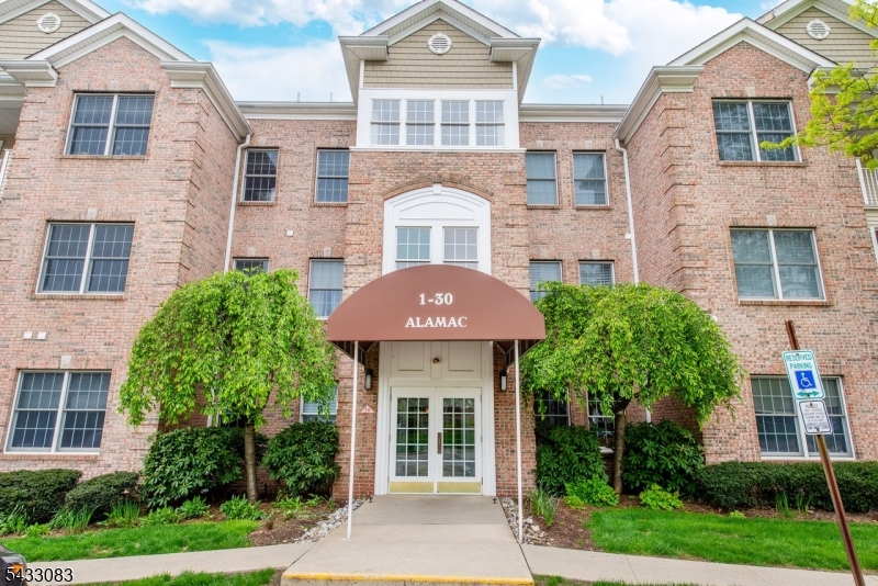 HORIZONS AT MT ARLINGTON - Residential