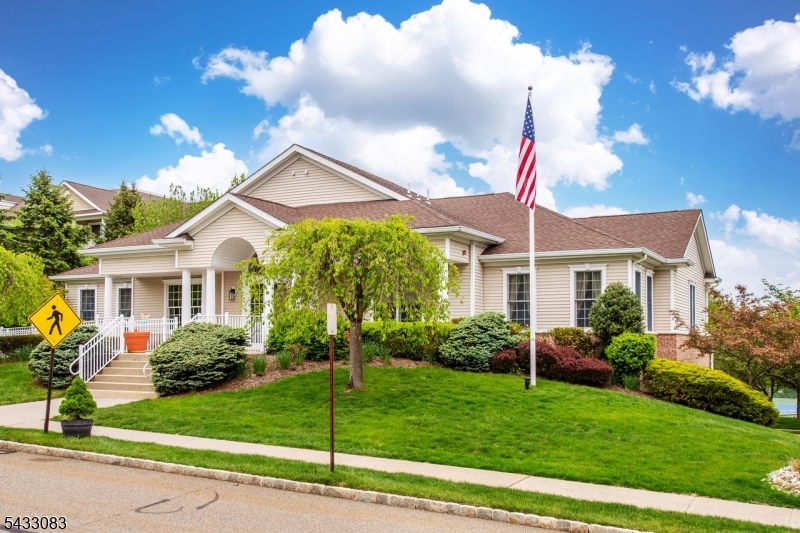 HORIZONS AT MT ARLINGTON - Residential