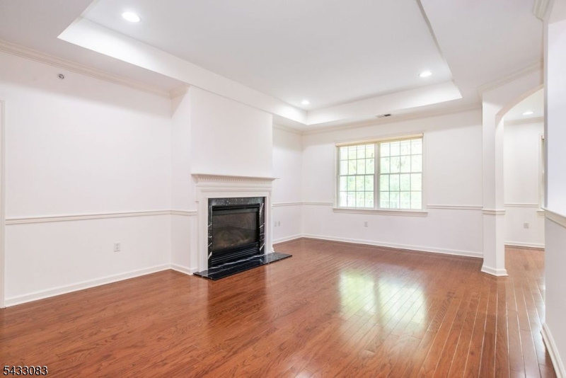 HORIZONS AT MT ARLINGTON - Residential