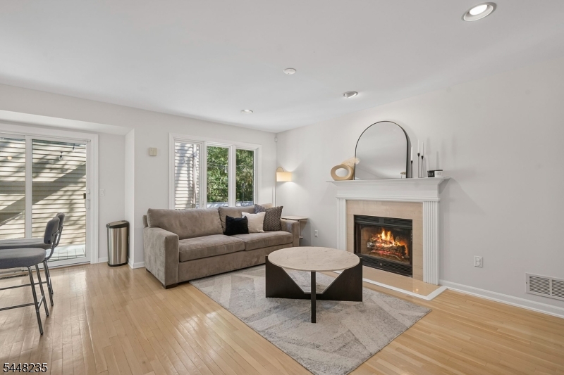 Crystal Woods - Residential