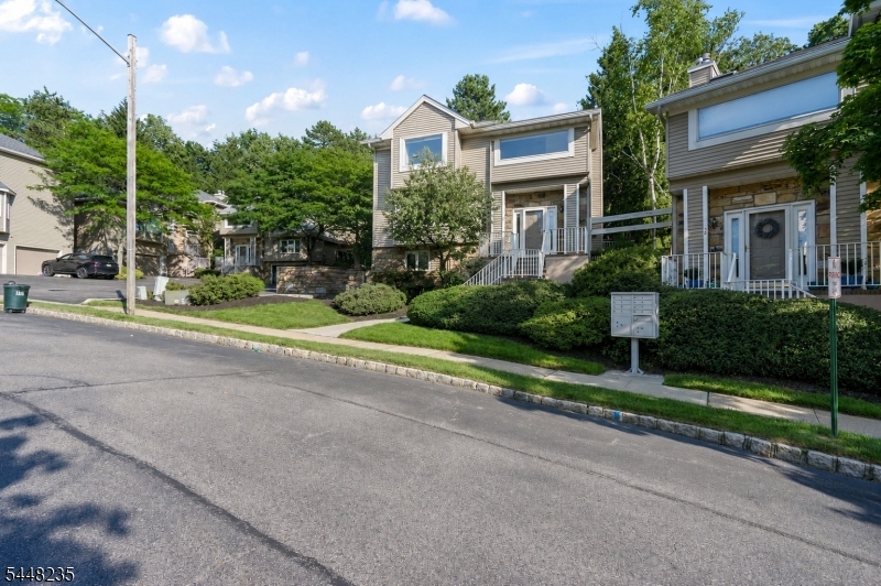Crystal Woods - Residential