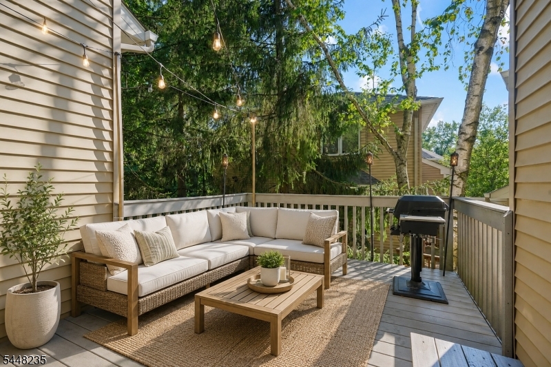 Crystal Woods - Residential