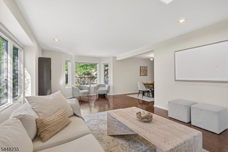 Crystal Woods - Residential