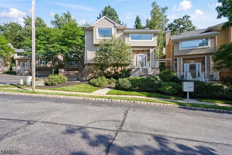 Crystal Woods - Residential