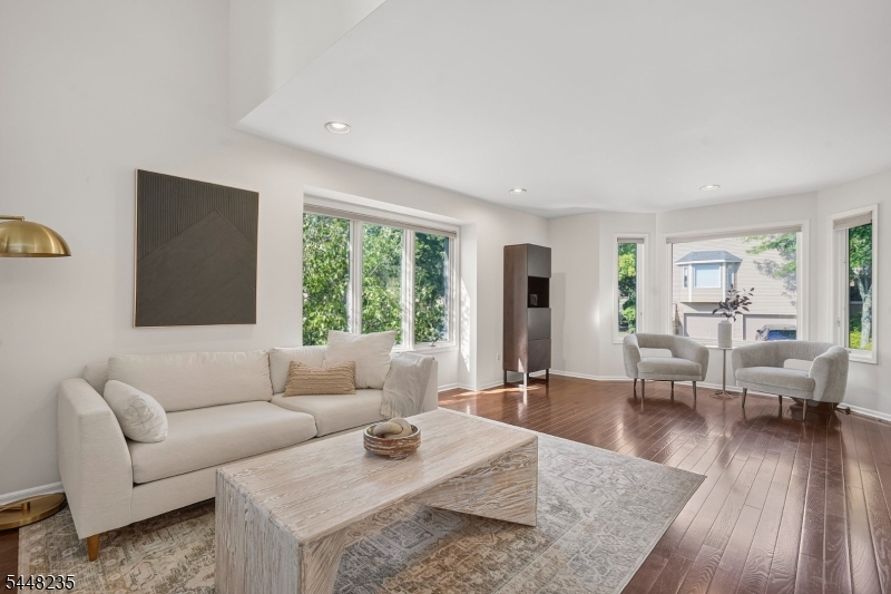 Crystal Woods - Residential