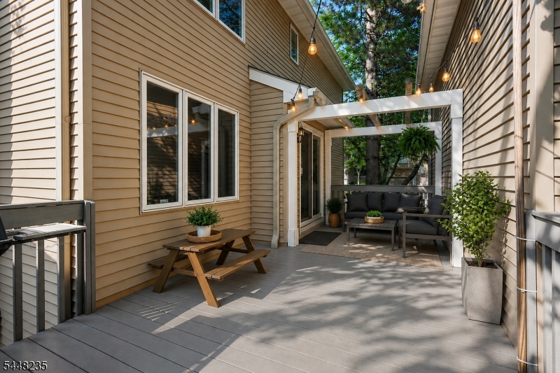 Crystal Woods - Residential