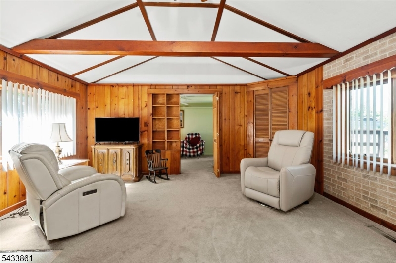 Lake Tamarack - Residential