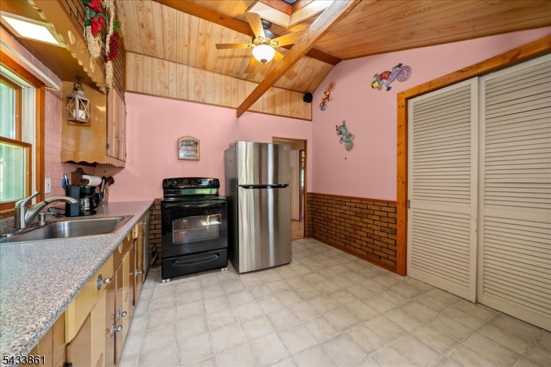 Lake Tamarack - Residential