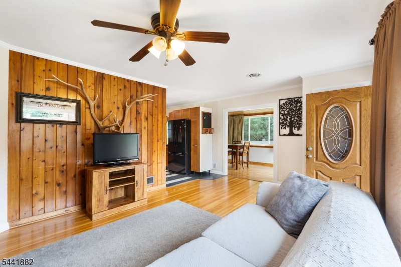 White Meadow Lake - Residential