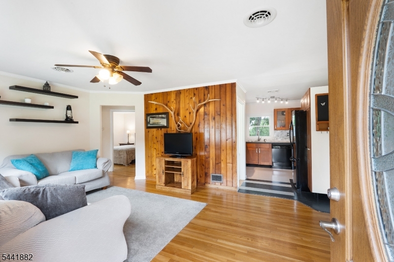 White Meadow Lake - Residential