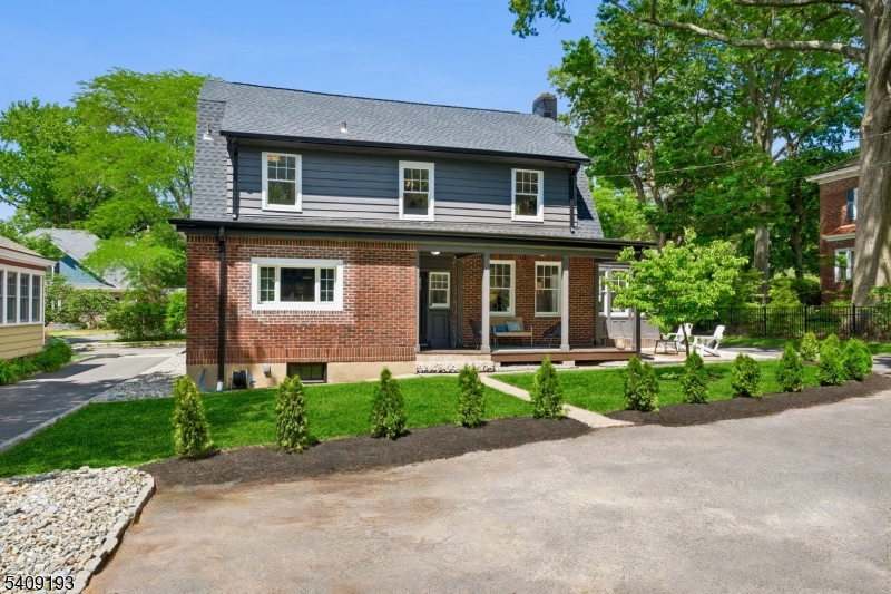 Montrose - Residential