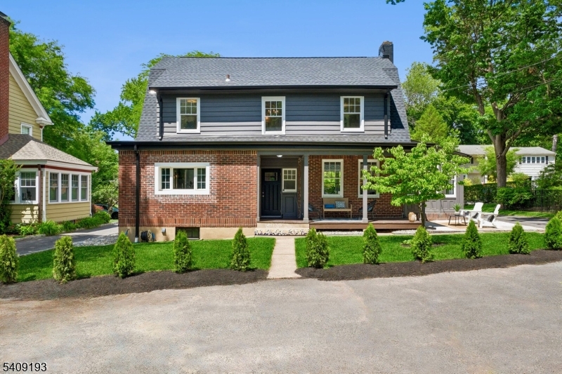 Montrose - Residential