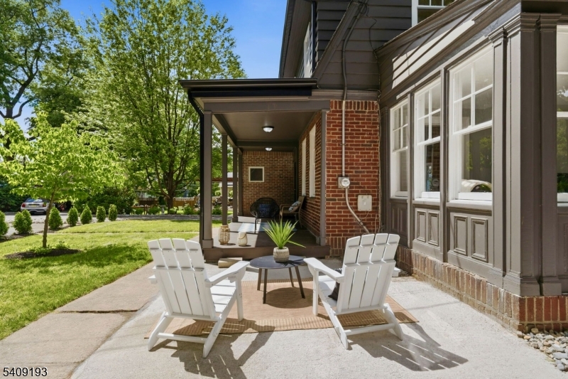 Montrose - Residential