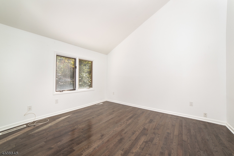 Hidden Valley - Residential Lease