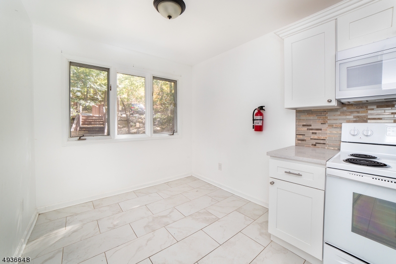 Hidden Valley - Residential Lease