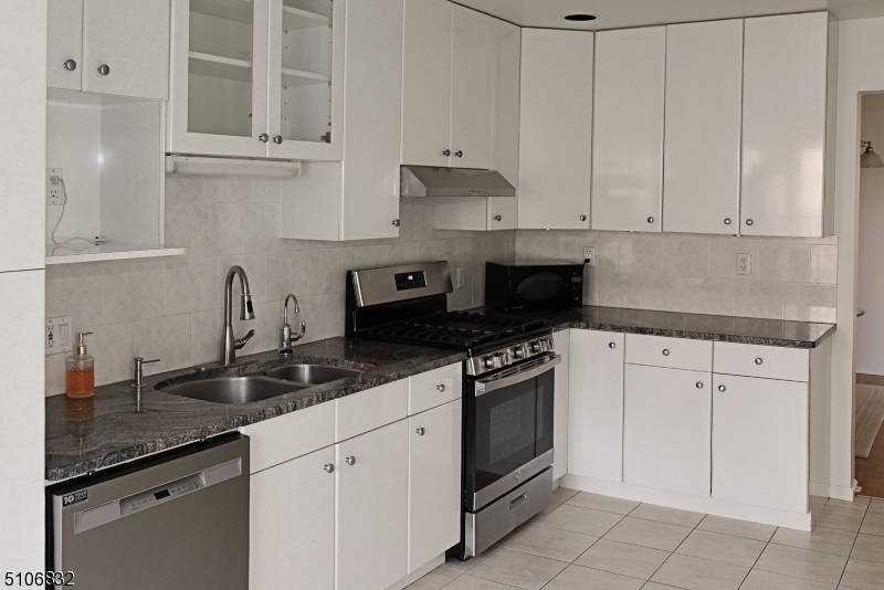 Jade - Residential