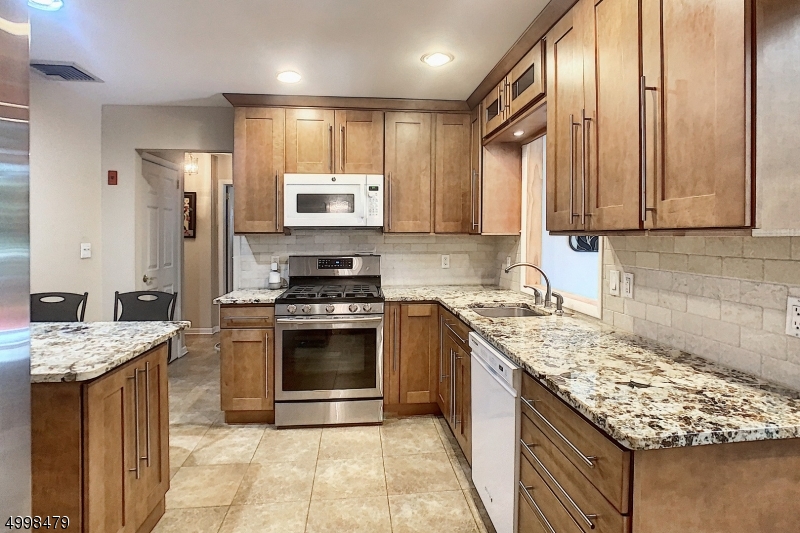 White Meadow Lake - Residential