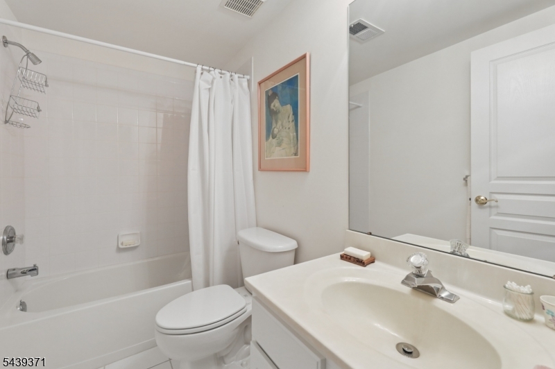 Brettonwoods - Residential
