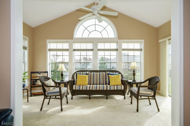 SOMERSET RUN - Residential
