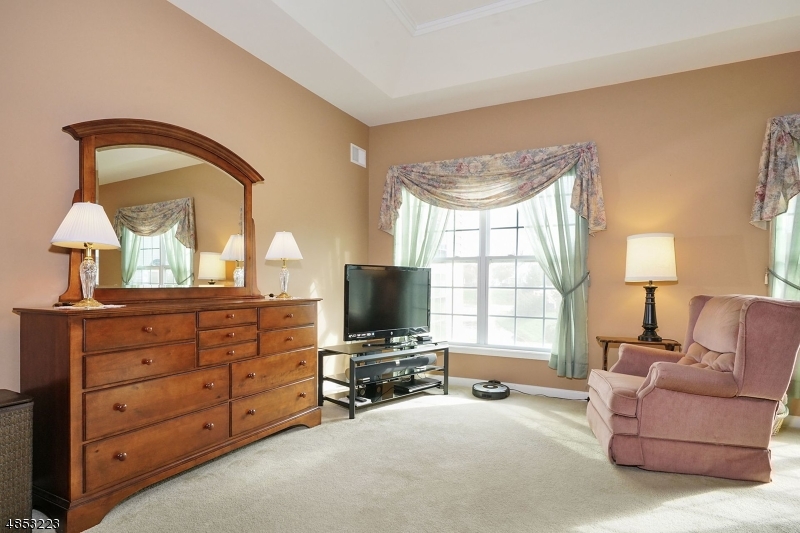 SOMERSET RUN - Residential