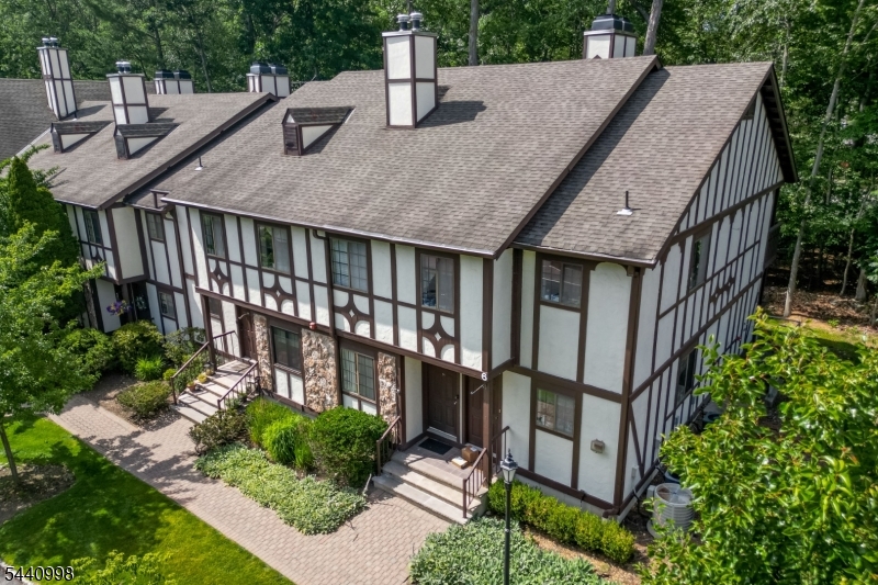 Ridge Gardens - Residential