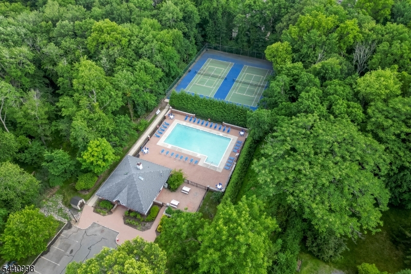 Ridge Gardens - Residential