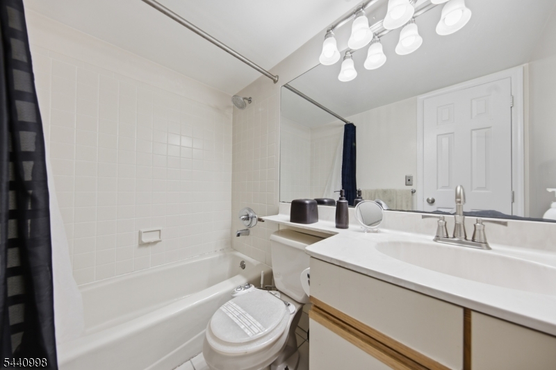 Ridge Gardens - Residential