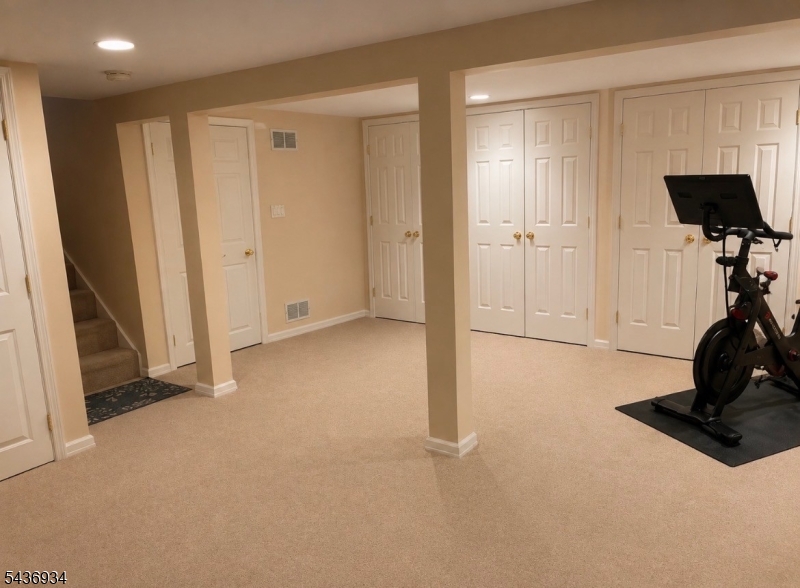PACKANACK LAKE - Residential Lease