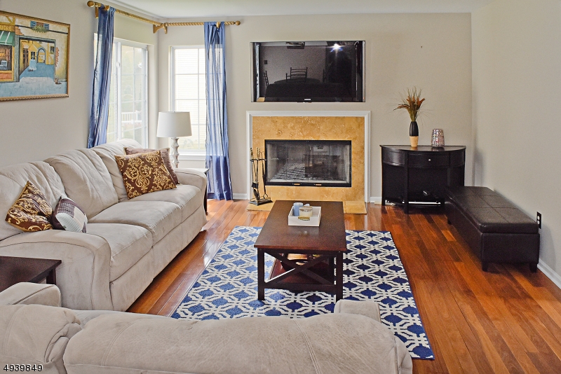 Country Oaks - Residential