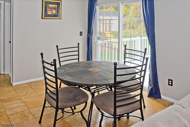 Country Oaks - Residential