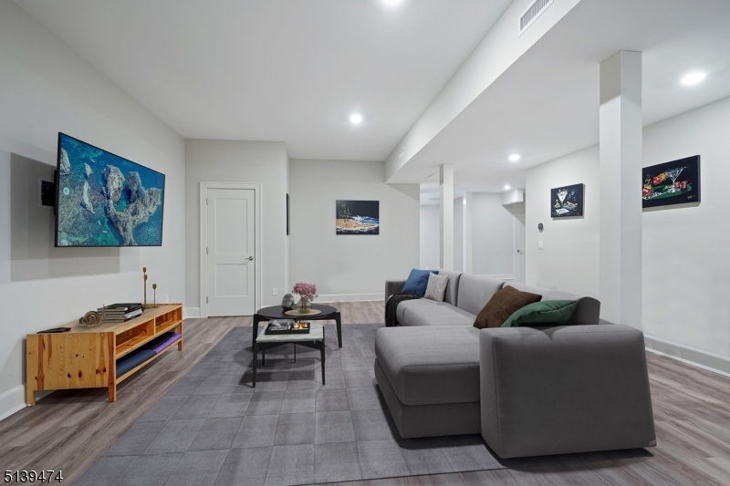 Hartshorn - Residential