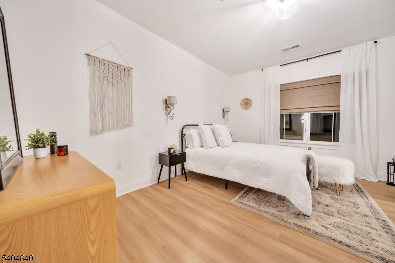 Doremustown - Residential Lease