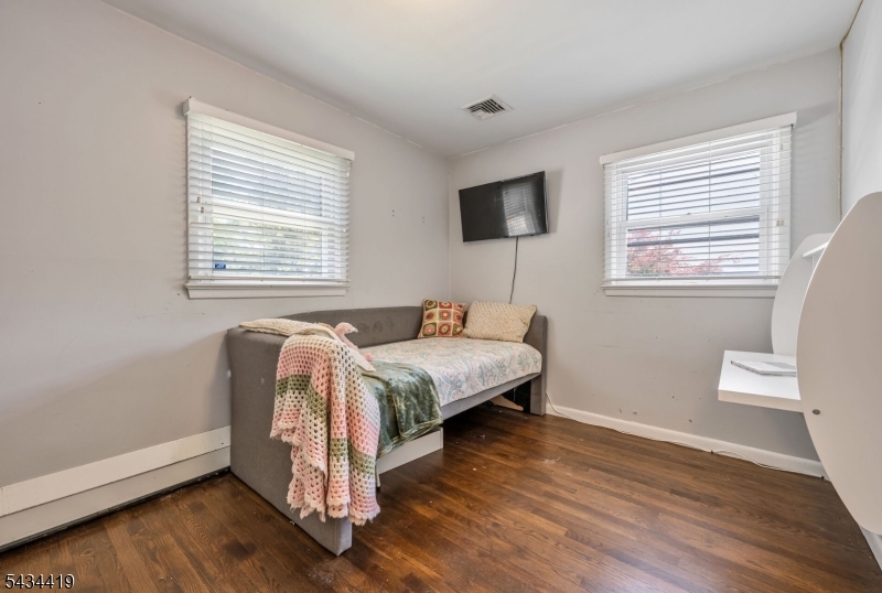 Skyline Lakes - Residential