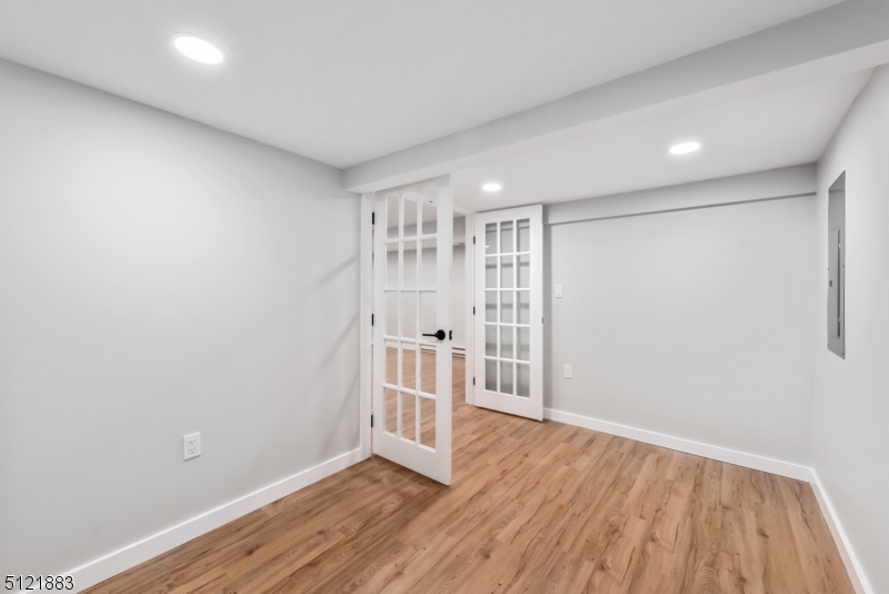 BROOKWOOD EAST - Residential